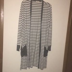 NWOT Long Grey and White cardigan